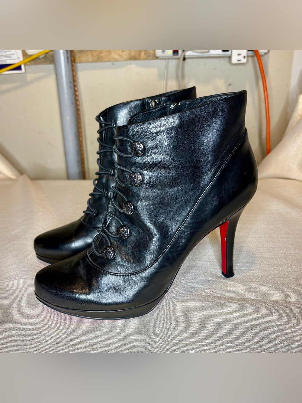 Beautiful High Heel Leather Boots Women’s Size 41 / US 10